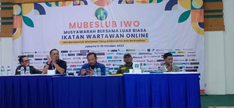 CuplikCom-Bang-Yudhis-Emban-Jabatan-Baru-Jadi-Ketua-Umum-IWO-Pusat-11102023193855-IMG-20231011-WA0008.jpg