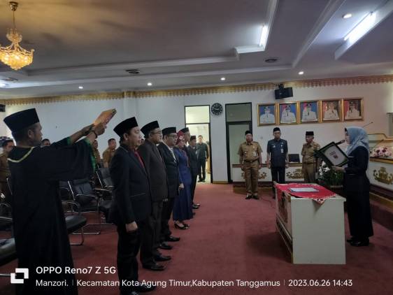 CuplikCom-Bupati-Tanggamus-Dewi-Handajani-Lantik-Pejabat-Eselon-ll-Jabatan-Tinggi-Pratama-26062023222613-IMG-20230626-WA0227.jpg