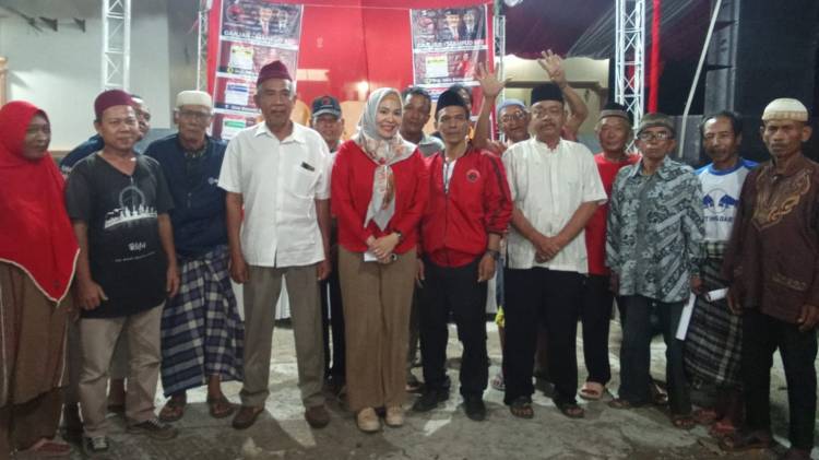 CuplikCom-Caleg-DPR-Mira-Indrasyari-Siap-Atasi-Kelangkaan-Pupuk-di-Indramayu-29112023194014-IMG-20231129-WA0146.jpg