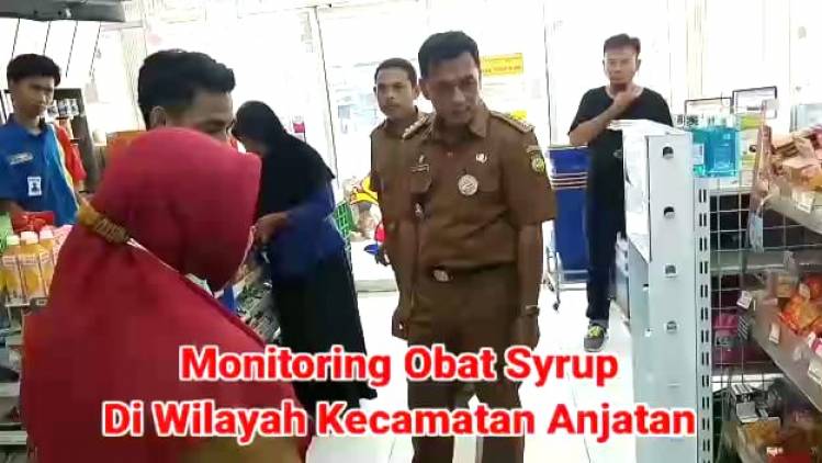 CuplikCom-Camat-Anjatan-Tindaklanjuti-Instruksi-Bupati-Indramayu,-Sidak-Apotik-dan-Toko-Obat-24102022180138-IMG-20221024-WA0113.jpg