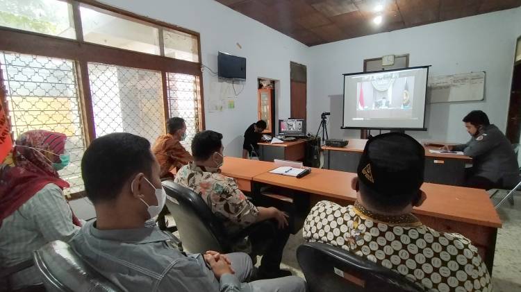 CuplikCom-DKPP-Gelar-Sidang-Virtual-Pemeriksaan-Ketua-KPU-Indramayu-30012021125013-IMG_20210130_084343.jpg