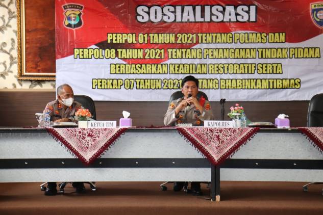 CuplikCom-Dit-Binmas-Polda-Lampung-Sosialisasi-Perpol-01-dan-08-tahun-2021di-Polres-Lamsel-02112021224630-IMG-20211102-WA0018.jpg