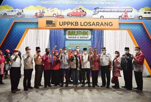 CuplikCom-Ditjen-Hubdat-Kemenhub-RI-Apresiasi-Posko-Mudik-Bermartabat-29042022211548-FB_IMG_1651241637656.jpg