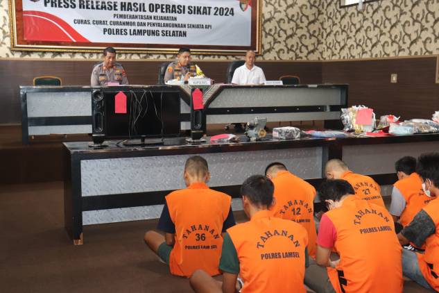 CuplikCom-Dua-Pekan-Ops-Sikat-Krakatau-2024,-Polres-Lampung-Selatan-Gelar-Press-Release-Hasil-Operasi-22052024144202-IMG-20240522-WA0029.jpg