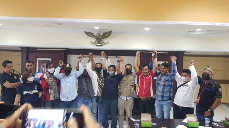 CuplikCom-Graha-Pers-Indramayu-Siap-Dijadikan-Sekretariat-13-Organisasi-Kewartawanan-07012022162920-IMG-20220107-WA0020.jpg