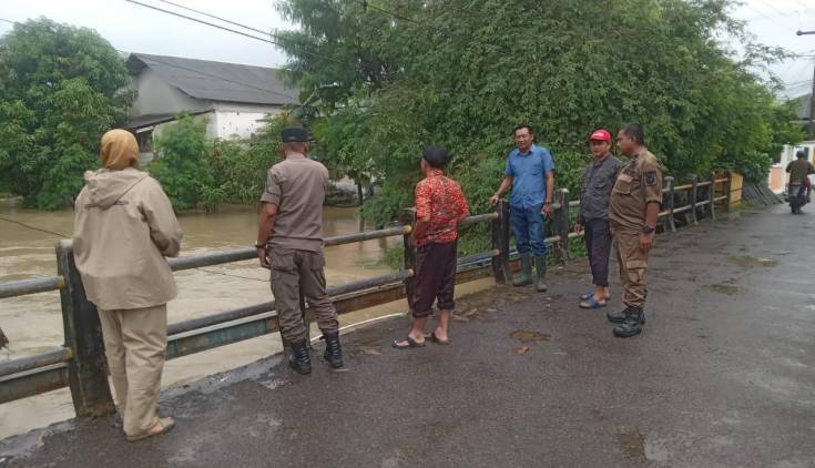 CuplikCom-Hadapi-Cuaca-Ekstrim-Musim-Penghujan,-Pemcam-Patrol-Lakukan-Langkah-Ini-30012025162840-IMG-20250130-WA0002.jpg