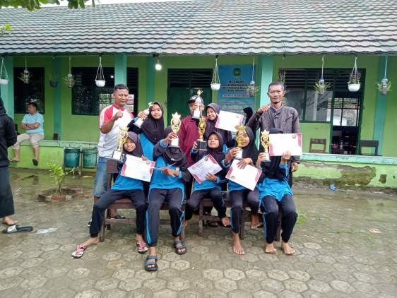 CuplikCom-Ikuti-Kejuaraan-Persahabatan-Pencak-Silat,-SDN-4-Langut-Indramayu-Sabet-Juara-1-dan-3-01032023191747-IMG-20230301-WA0003.jpg