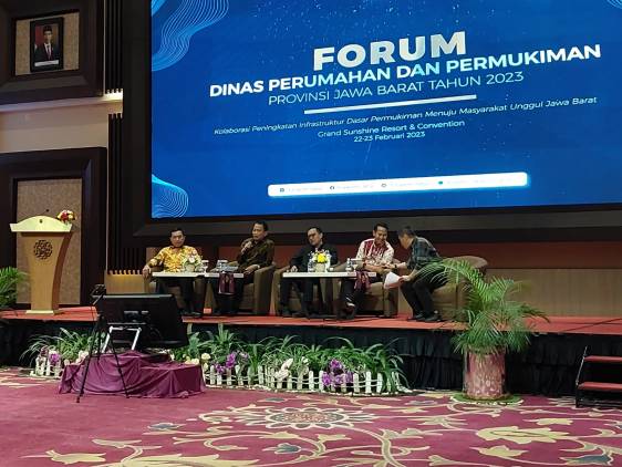 CuplikCom-Indra-Mulyana-Jadi-Narasumber-di-Forum-Dinas-Perumahan-dan-Permukiman-Propinsi-Jabar-28022023180726-IMG-20230228-WA0006.jpg