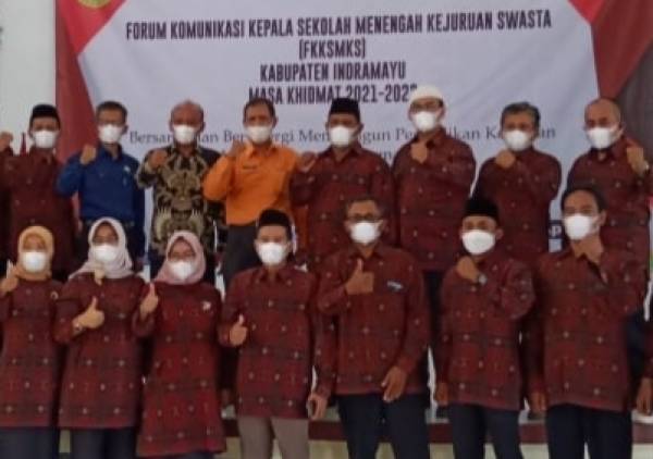 CuplikCom-Jalin-Silaturrahmi,-FKK-SMK-Swasta-Kabupaten-Indramayu-Adakan-Halal-bi-Halal-30052021143344-IMG_20210530_142711.jpg