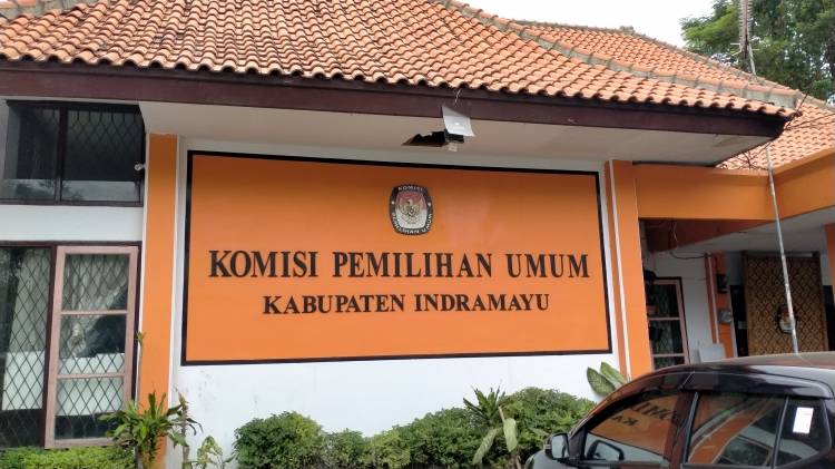 CuplikCom-KPU-Indramayu-Akhirnya-Tetapkan-Dua-TPS-Diadakan-Pemungutan-Suara-Ulang-11122020184134-IMG20201211113827.jpg