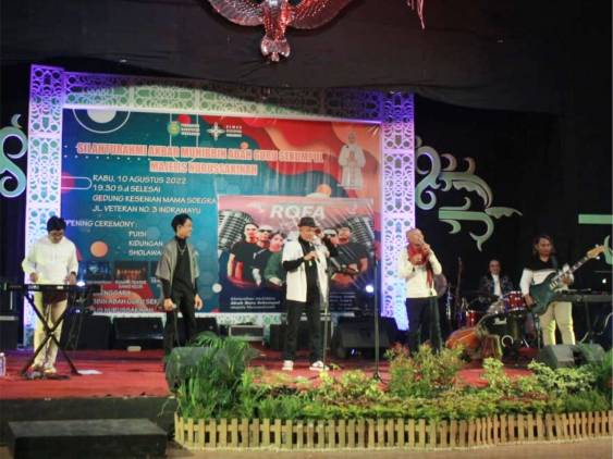 CuplikCom-Miliki-Sisi-Hiburan-dan-Dakwah,-Bupati-Nina-Apresiasi-Konser-Musik-Rofa-Band-13082022225033-IMG-20220813-WA0016.jpg