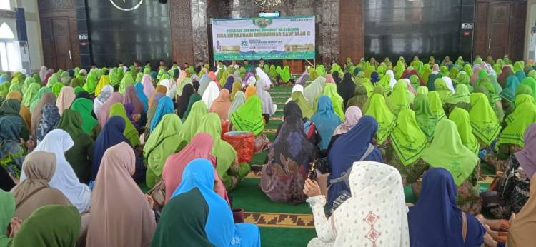 CuplikCom-Muslimat-NU-Lamsel-Menggelar-Pengajian-Rutin-di-Masjid-Agung-dan-Sekaligus-Harlah-NU-Ke-102-18012025161043-IMG-20250118-WA0017.jpg