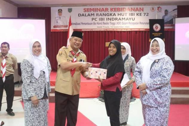 CuplikCom-PC-IBI-Kabupaten-Indramayu-Gelar-Seminar-Kebidanan-Dan-Layanan-USG-Gratis,-Upaya-Cegah-Stunting-14092023200947-1694697087393.jpg