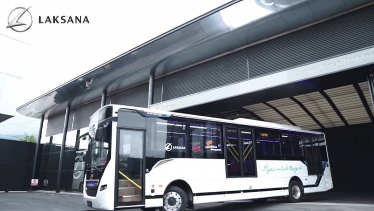 CuplikCom-Penampakan-Calon-Bus-Listrik-Transjakarta-Dengan-Karoseri-Buatan-Laksana-10022021122830-bus-listrik-laksana1.png