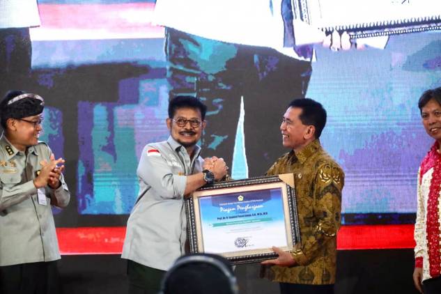 CuplikCom-Perkuat-Peran-Penyuluh,-Mentan-RI-SYL-Launching-Mobil-Digital-Ngobrol-Asyik-11102022191131-IMG-20221011-WA0175.jpg