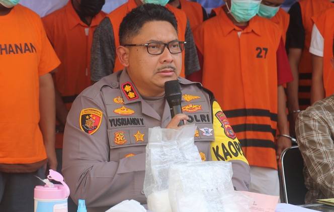 CuplikCom-Polres-Lampung-Selatan-Ungkap-Kasus-Narkotika-Senilai-Rp-2,5-Miliar-28022025182457-IMG-20250228-WA0047.jpg