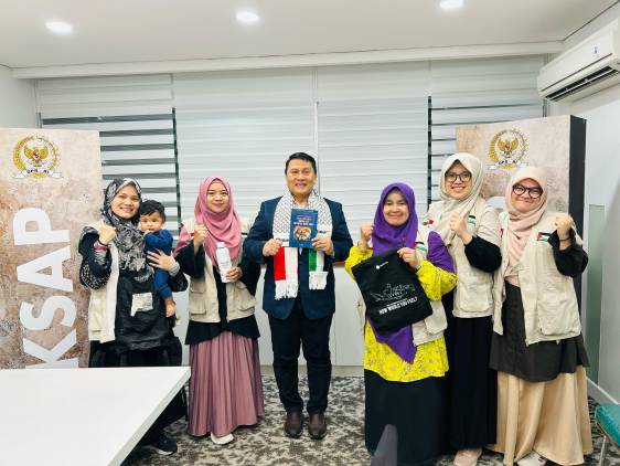 CuplikCom-SMART-171-Dorong-Negara-Hadir-dalam-Pemberitaan-Palestina-yang-Berimbang-28022025185211-IMG-20250228-WA0019.jpg