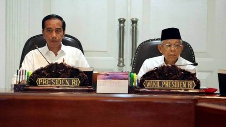 CuplikCom-Sinyal-Reshuffle-Menguat,-Jokowi-Akan-Kenalkan-Calon-Menteri-Besok-21122020235120-20201221_234928.jpg