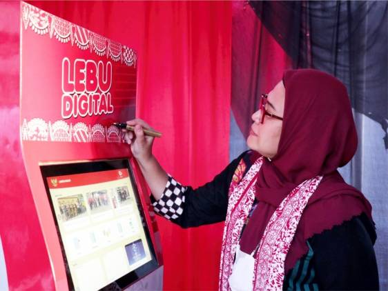 CuplikCom-Sukses-Membangun-Kesejahteraan-Desa,-Bupati-Nina-Raih-Penghargaan-dari-Menteri-Desa-dan-PDTT-16072024201653-IMG-20240716-WA0015.jpg