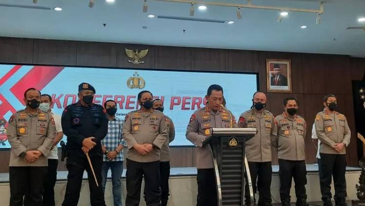 CuplikCom-Terungkap!-Ferdy-Sambo-Perintahkan-Bharada-E-Menembak-Brigadir-J-09082022204549-20220809_190043.jpg.webp